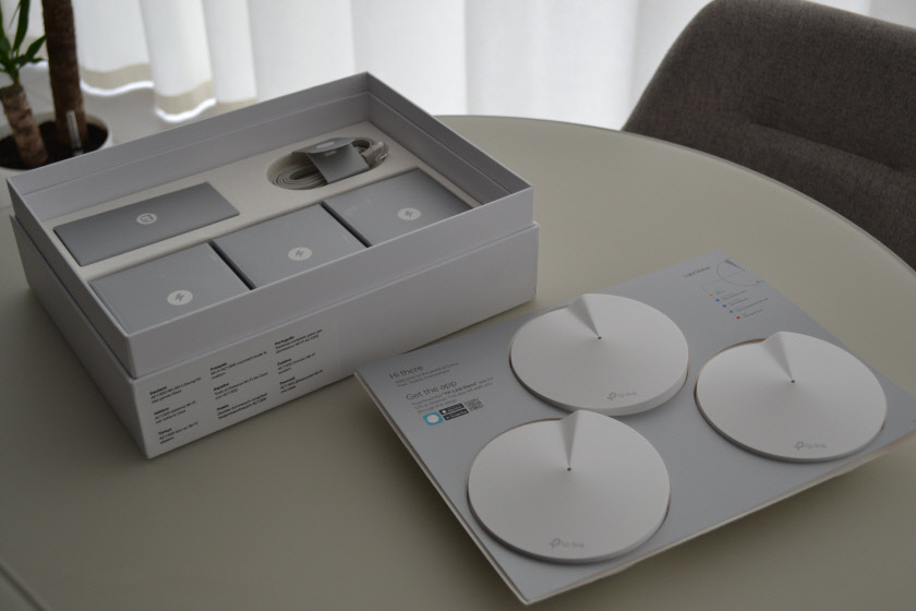 TP-Link Deco P7 system packaging photo
